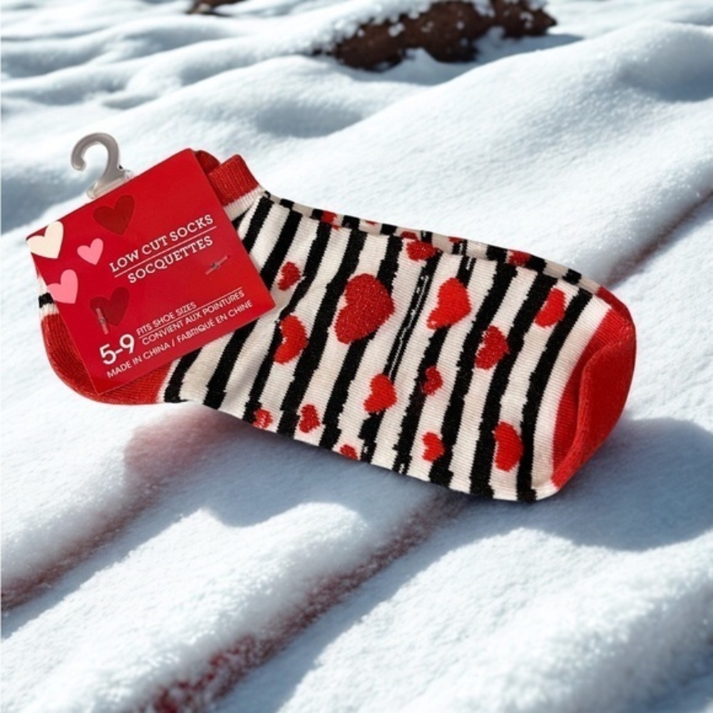 NWT - Valentines Low Cut Socks